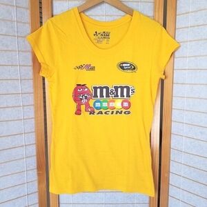 Nascar Kyle Busch T-Shirt Short Sleeve Yellow M&M's #18 Racing Tee Size Medium